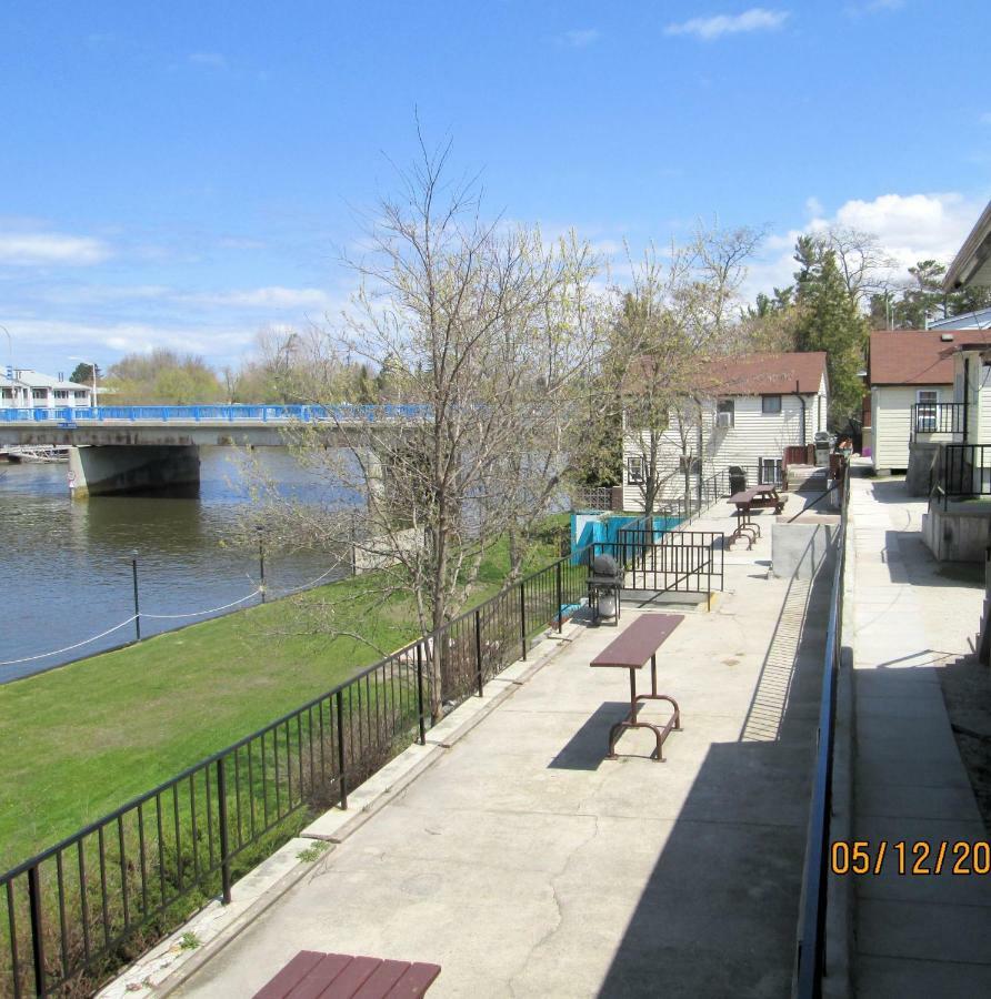 Edgewater Cottages Wasaga Beach Exterior photo